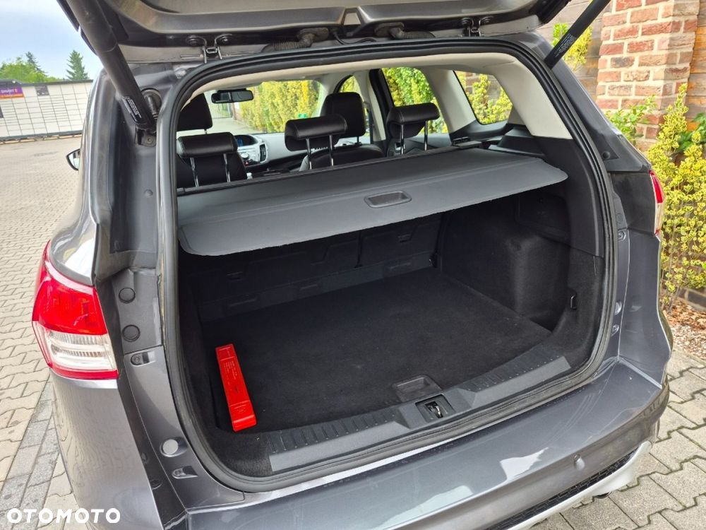 Ford Kuga - 10