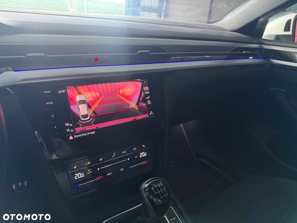 Volkswagen Arteon 2.0 TDI SCR R-Line - 18