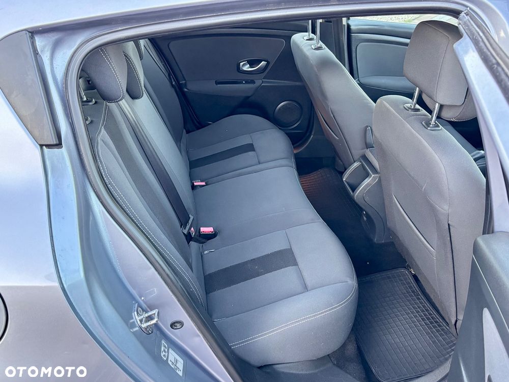 Renault Megane - 25