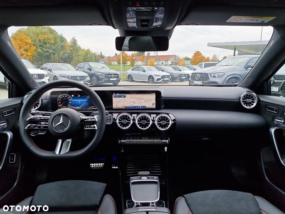 Mercedes-Benz Klasa A 250 e PHEV AMG Line 8G-DCT - 10