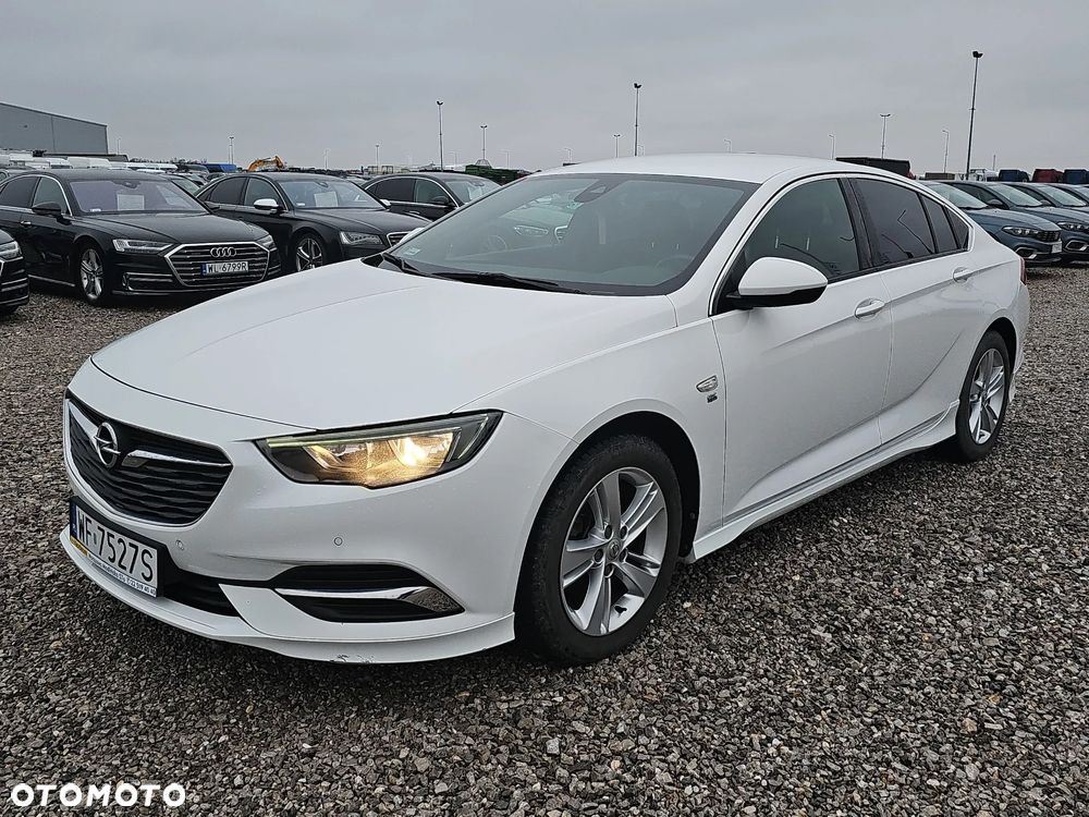 Opel Insignia 1.5 T Innovation S&S - 1