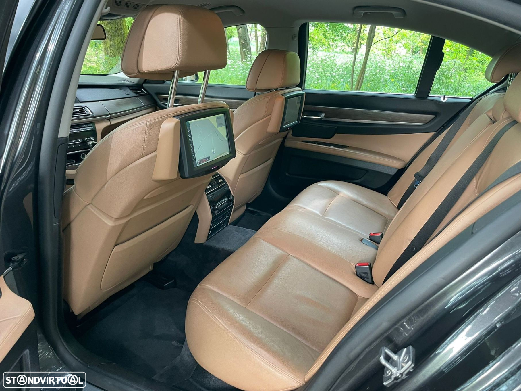 BMW 740 d - 15