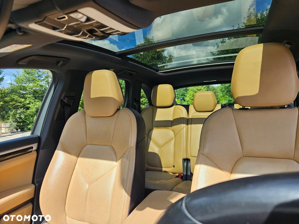 Porsche Cayenne Diesel Platinum Edition - 21