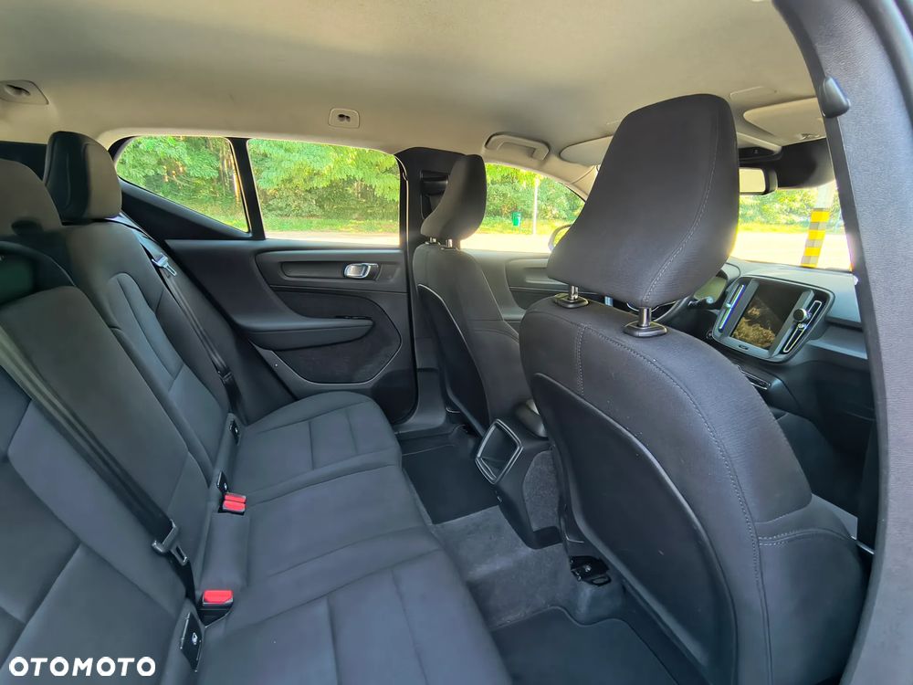 Volvo XC 40 T2 Essential - 8