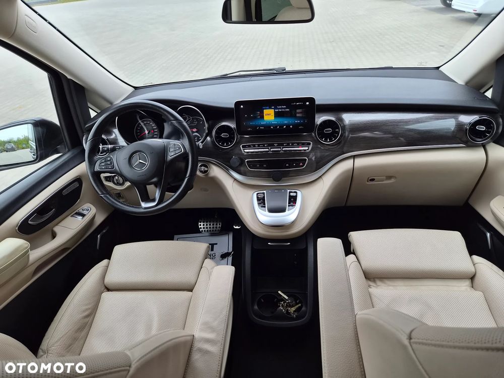 Mercedes-Benz Klasa V 300 d Avantgarde 9G-Tronic - 9