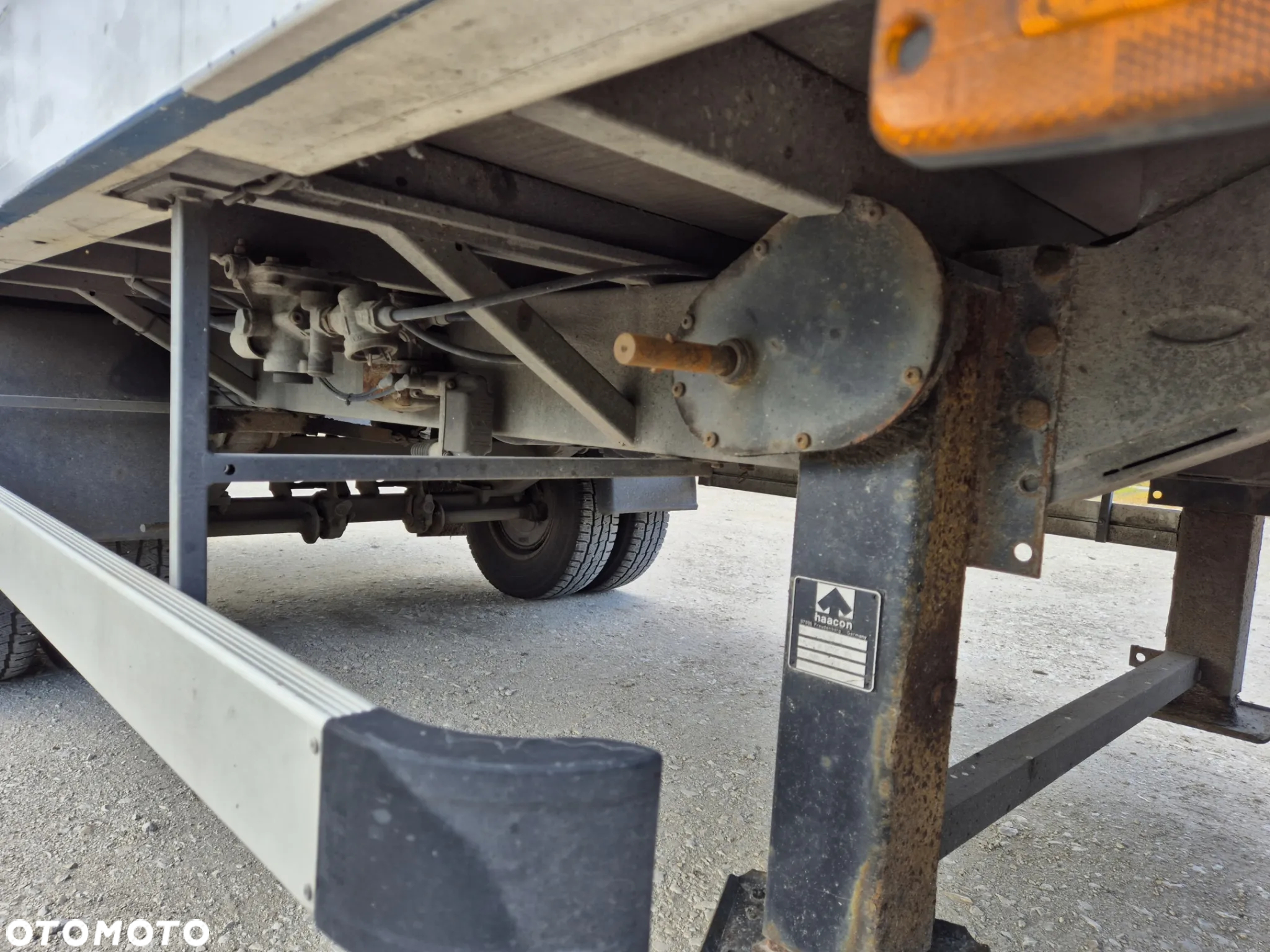 Iveco Ciągnik siodłowy 35c17 - 8