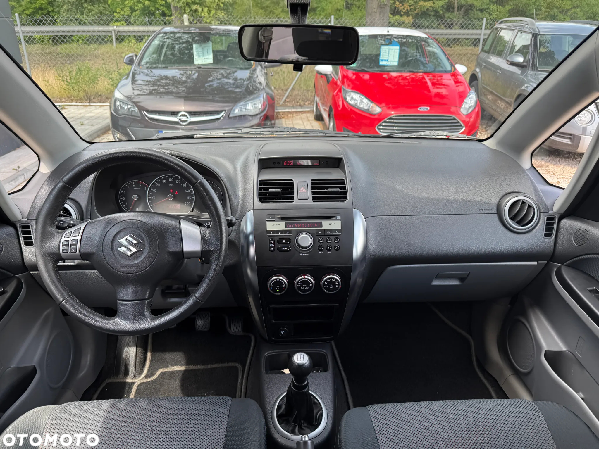 Suzuki SX4 1.6 GS / Premium - 27