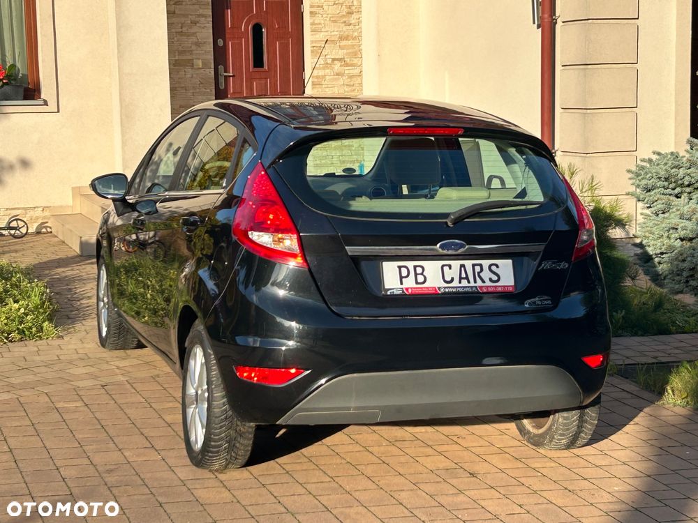 Ford Fiesta 1.25 Ghia - 14