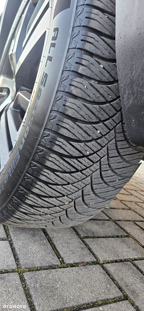 Peugeot 5008 PureTech 130 Allure - 25