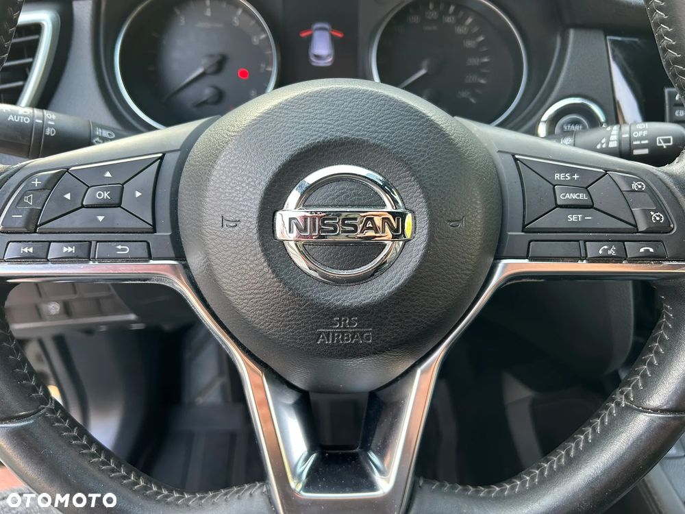 Nissan Qashqai 1.6 DIG-T Tekna+ - 10