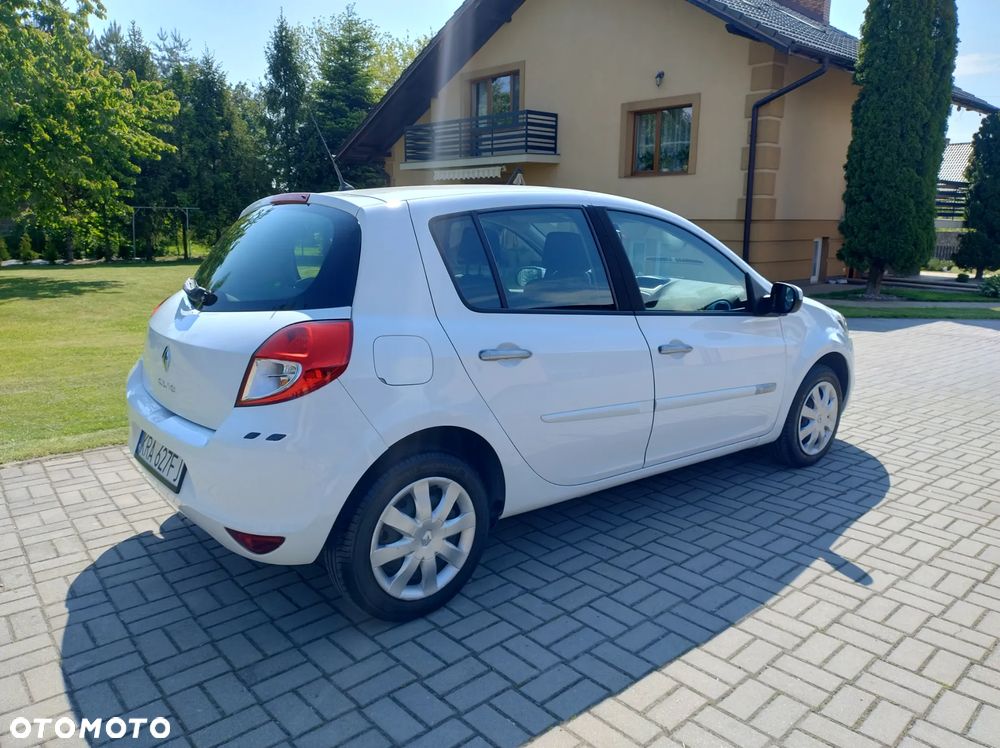 Renault Clio 1.2 16V 75 Dynamique - 5
