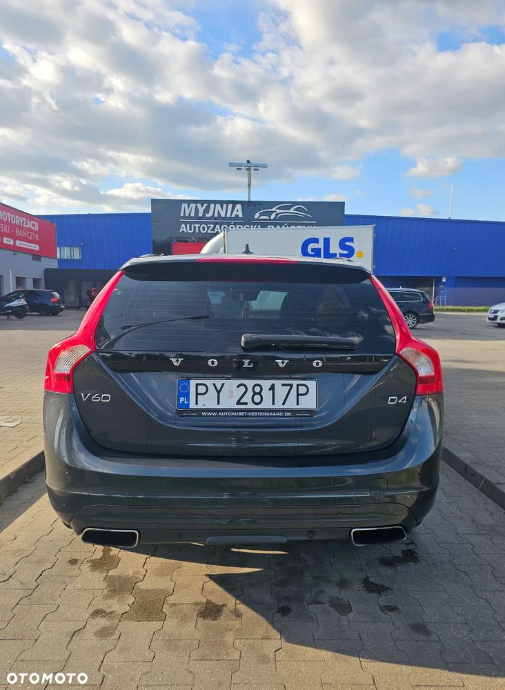 Volvo V60 Cross Country D4 Drive-E Momentum - 5