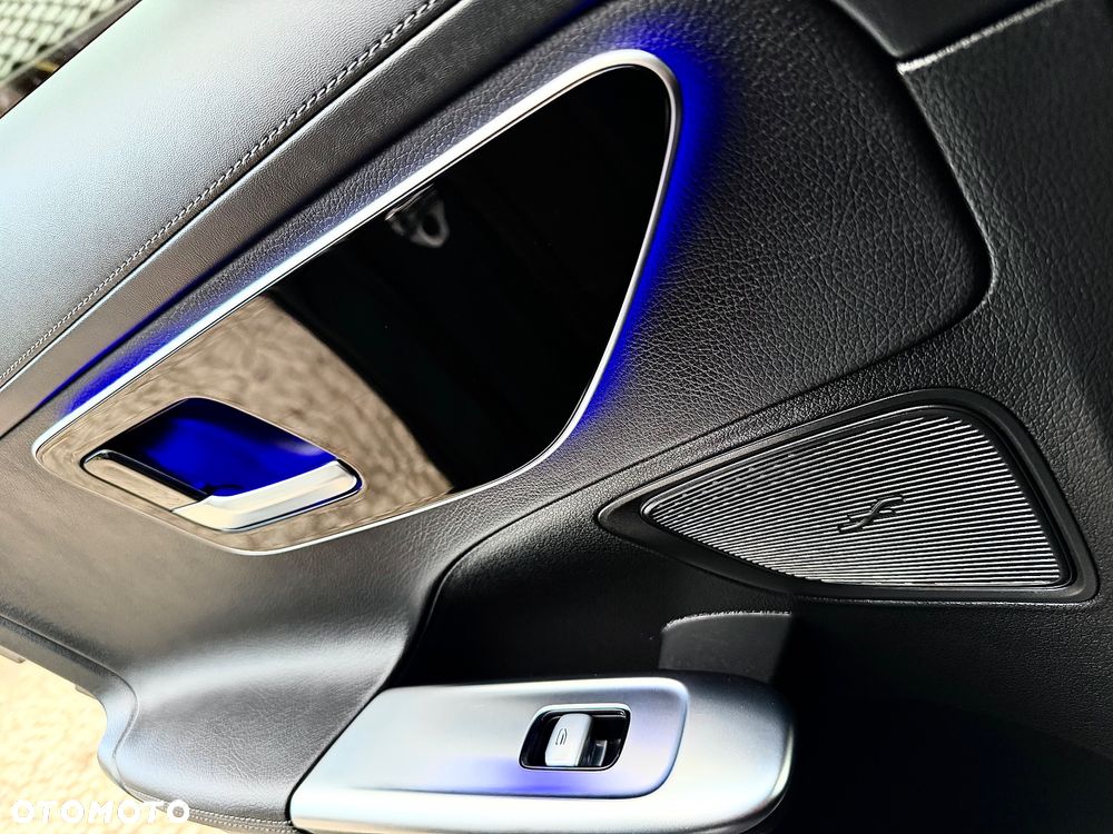 Mercedes-Benz Klasa C 220 d 9G-TRONIC AMG Line - 23