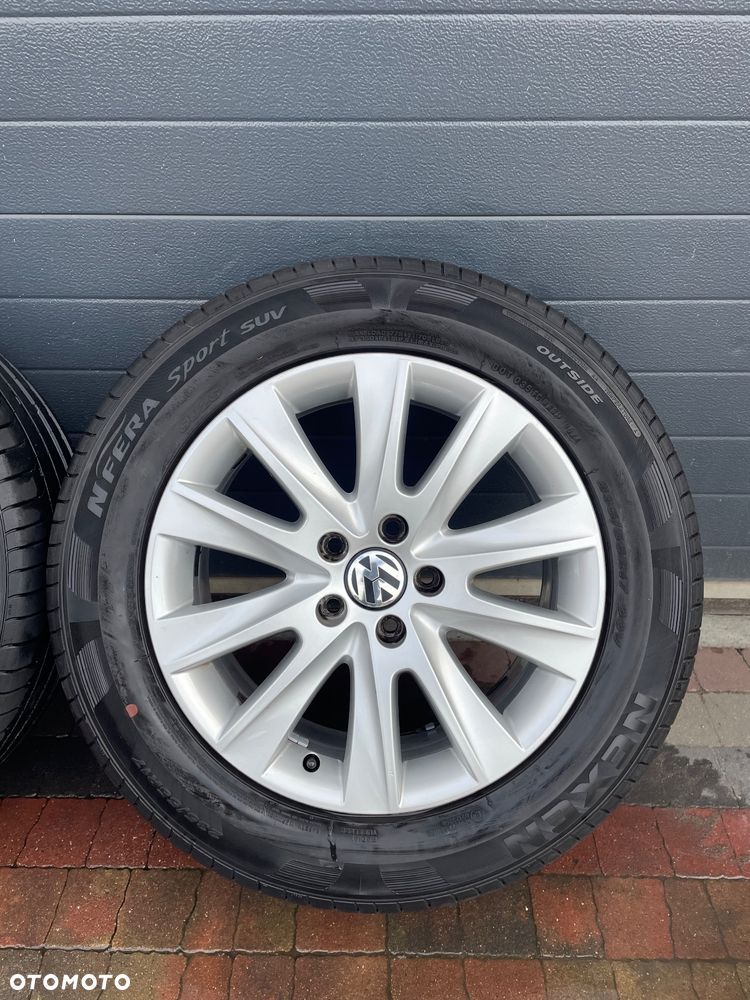 Akufelgi z Oponami VW 5x112 7Jx17 ET43 235/55/17 Nexen 24r 5N0601025 - 5