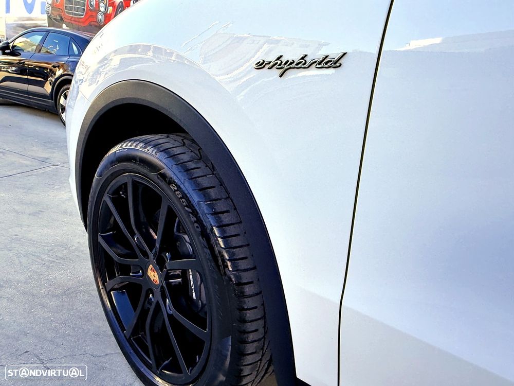 Porsche Cayenne E-Hybrid Tiptronic S - 59