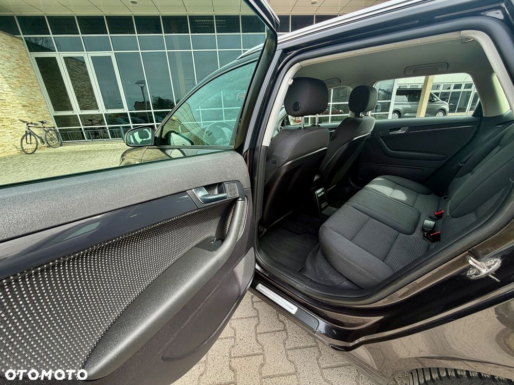 Audi A3 Sportback 2.0 TDI Ambiente - 21