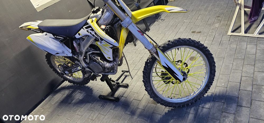 Suzuki RM-Z - 9