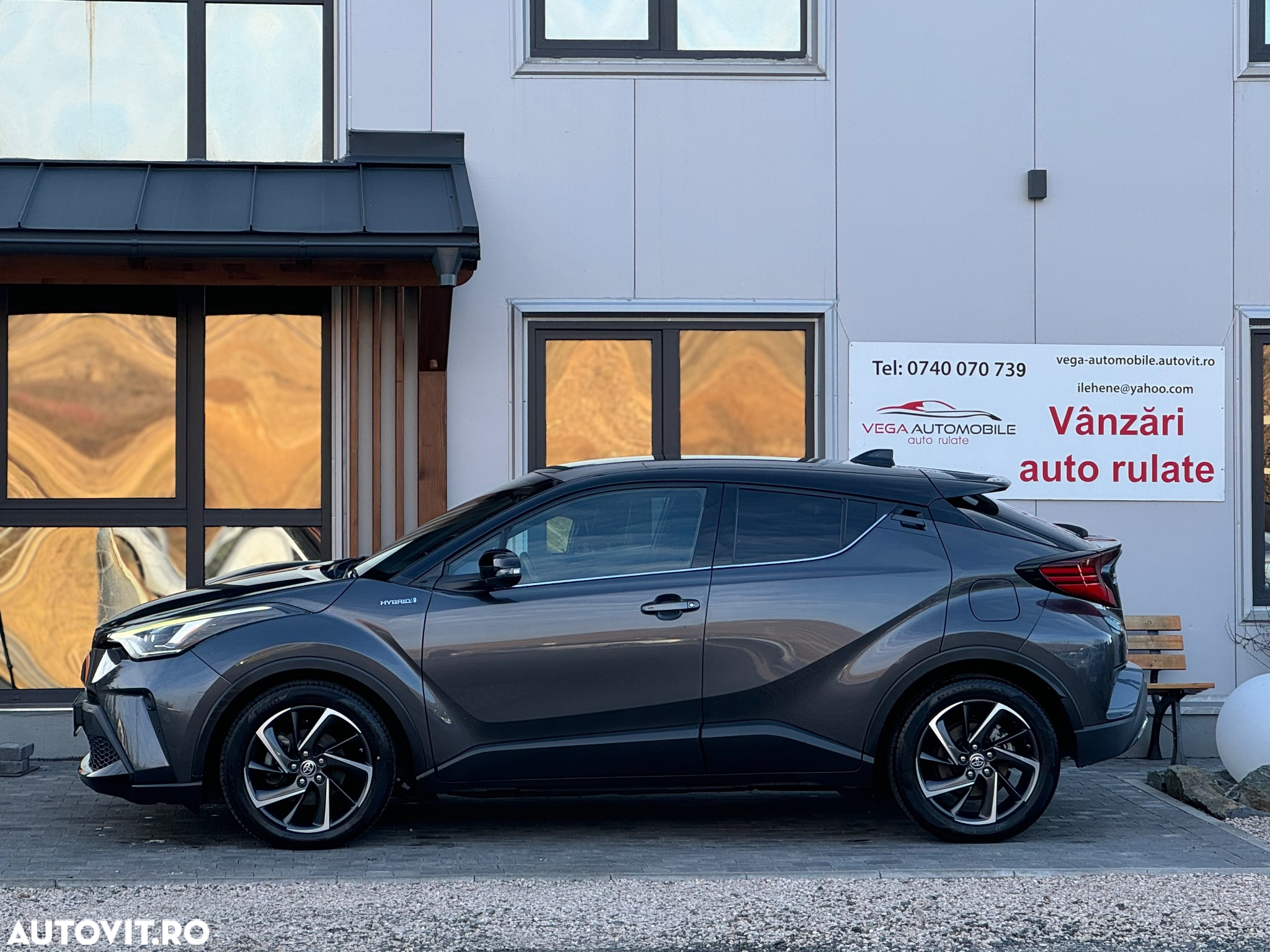 Toyota C-HR 2.0 Hybrid Team Deutschland - 6