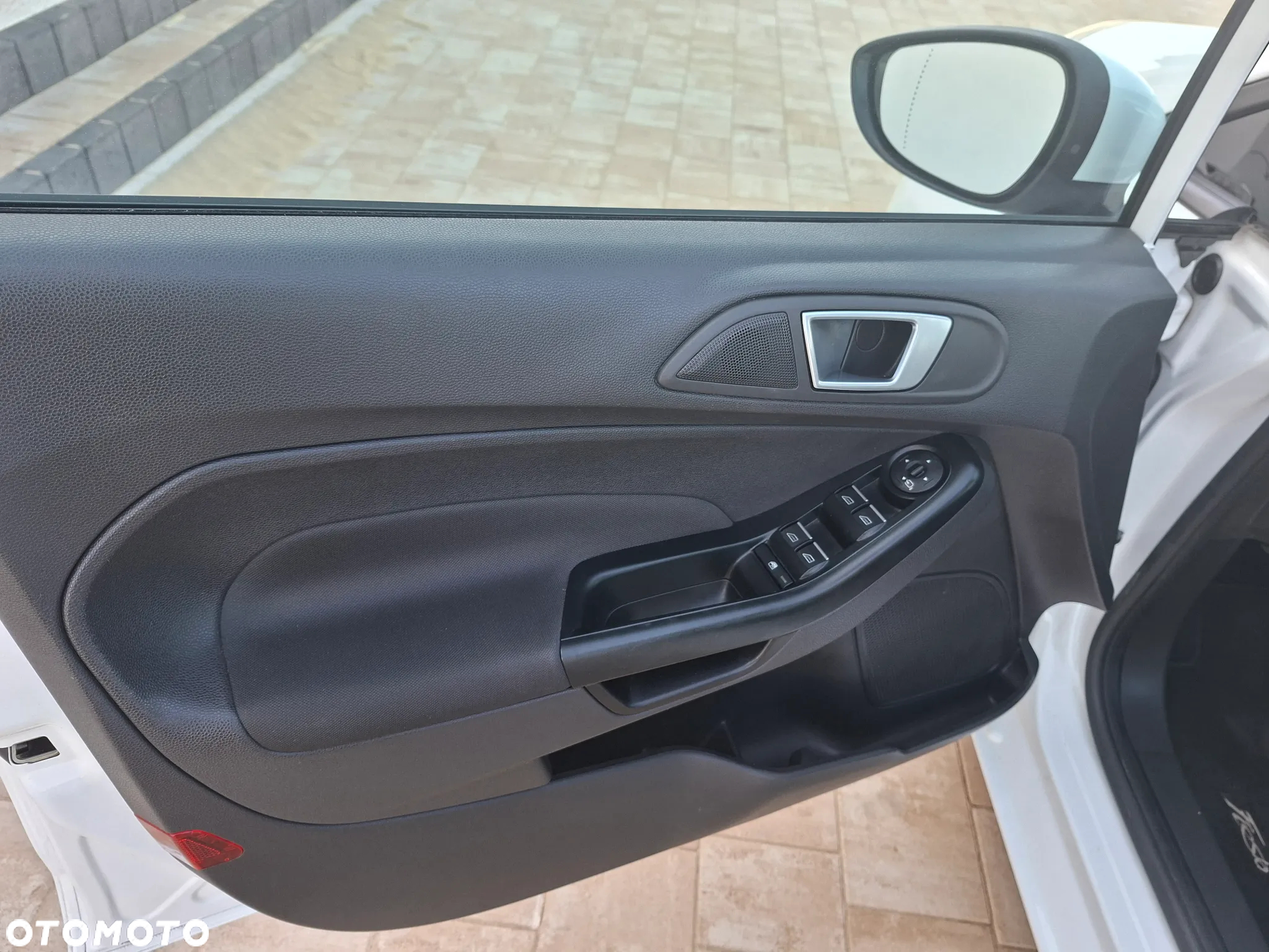 Ford Fiesta 1.0 EcoBoost Champions Edition - 9