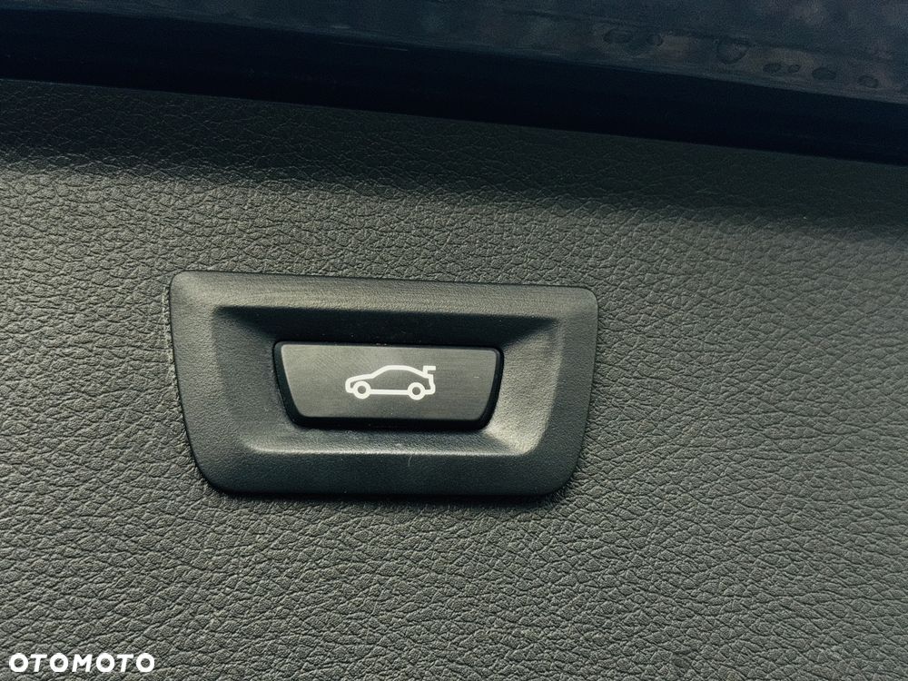 BMW Seria 2 218d Sport-Aut Luxury Line - 40
