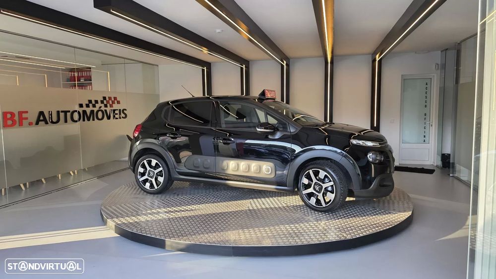 Citroën C3 1.2 PureTech Shine - 10