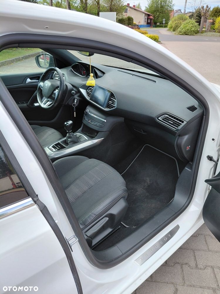 Peugeot 308 - 6
