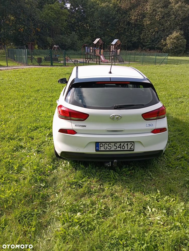 Hyundai i30 1.4 Classic - 11