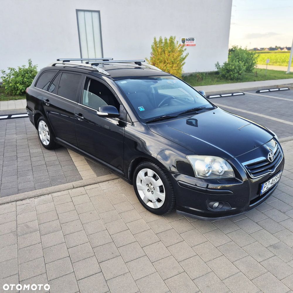 Toyota Avensis 2.0 D-4D Luna - 4