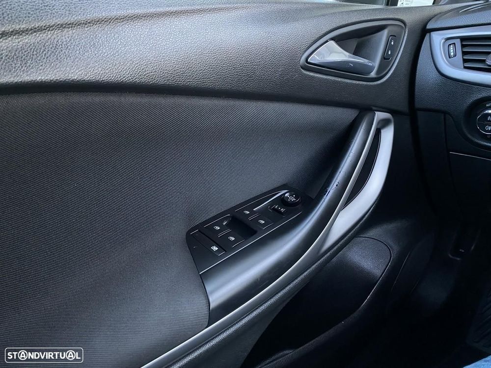 Opel Astra Sports Tourer 1.5 D Business Edition S/S - 27