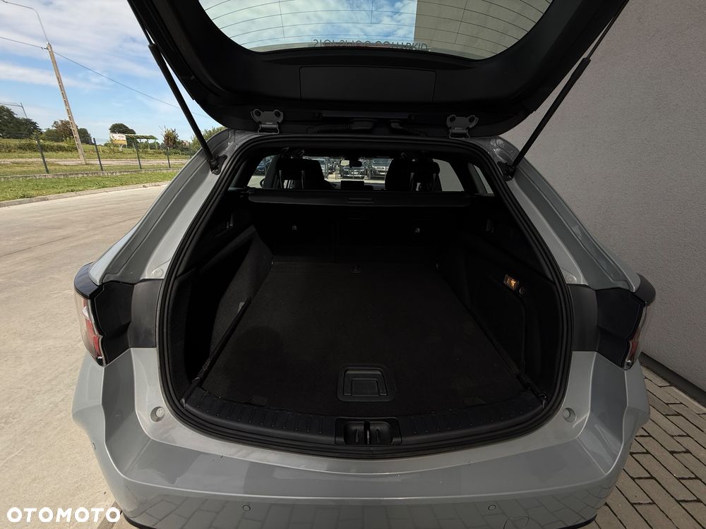 Toyota Corolla 2.0 Hybrid Comfort - 36
