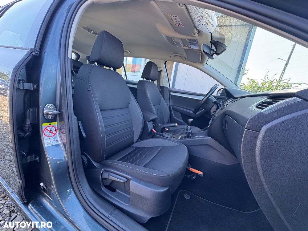 Skoda Octavia 1.6 TDI Premium Edition - 7