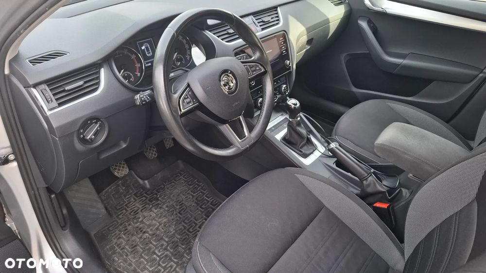 Skoda Octavia 1.4 TSI Ambition - 13