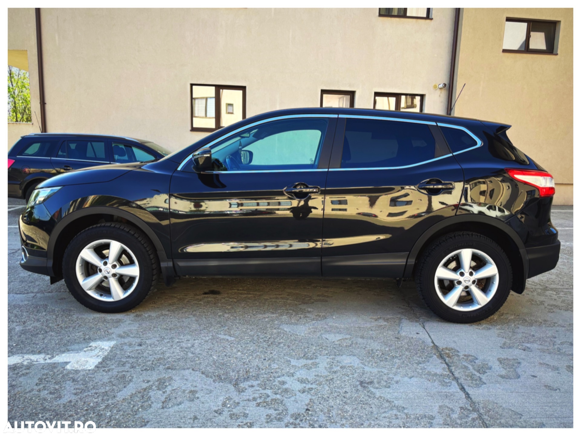 Nissan Qashqai 1.5 DCI Start/Stop Tekna - 9