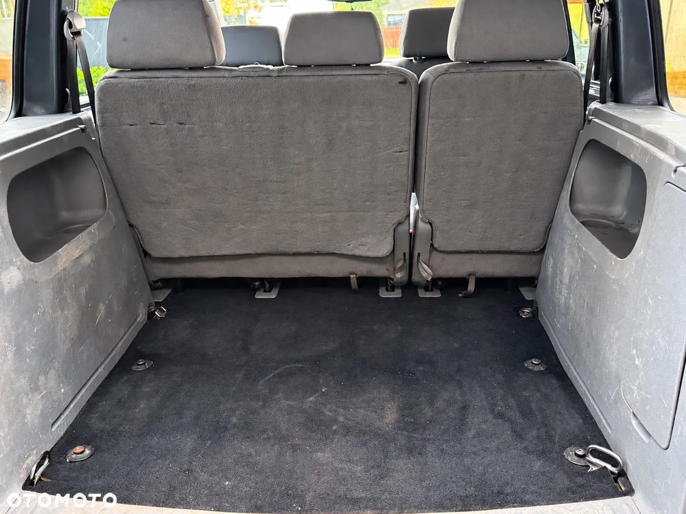 Volkswagen Caddy - 19