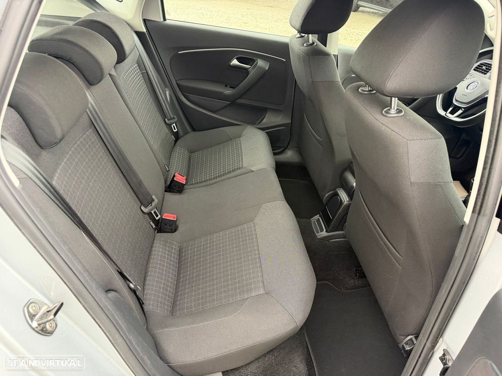 VW Polo 1.4 TDi (Blue Motion ) Comfortline - 14