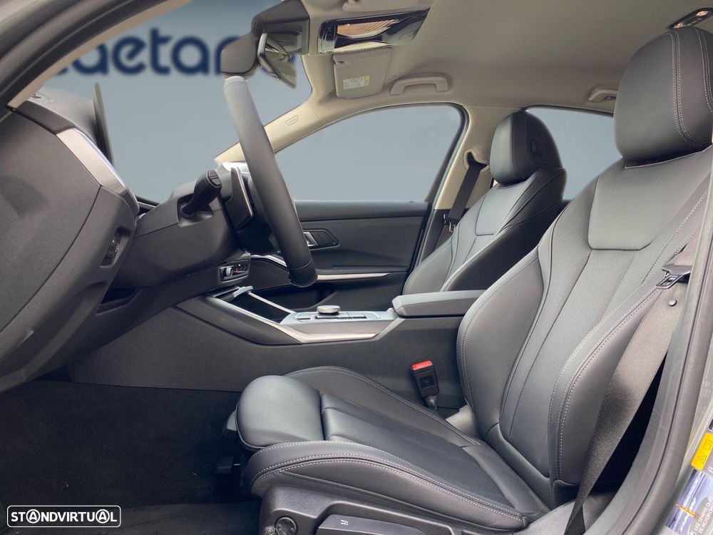 BMW 330 e Auto - 4