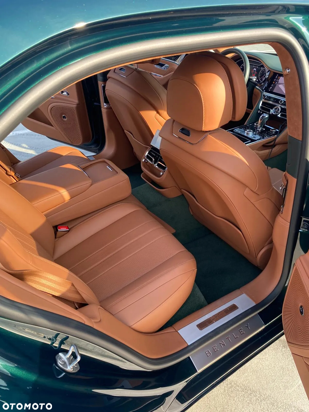 Bentley Flying Spur New V8 - 23