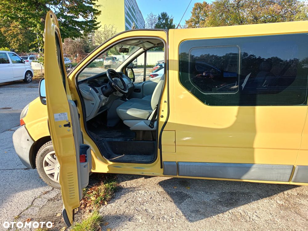 Renault Trafic 2004 photo 4