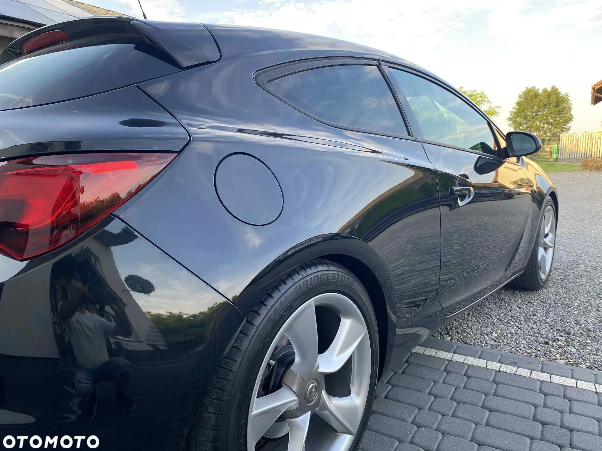 Opel Astra GTC 1.4 Turbo - 15