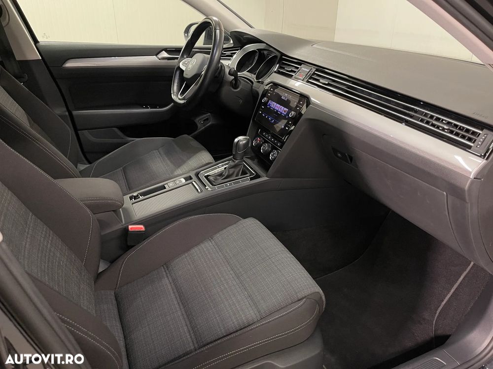 Volkswagen Passat Variant 2.0 TDI DSG Comfortline - 10