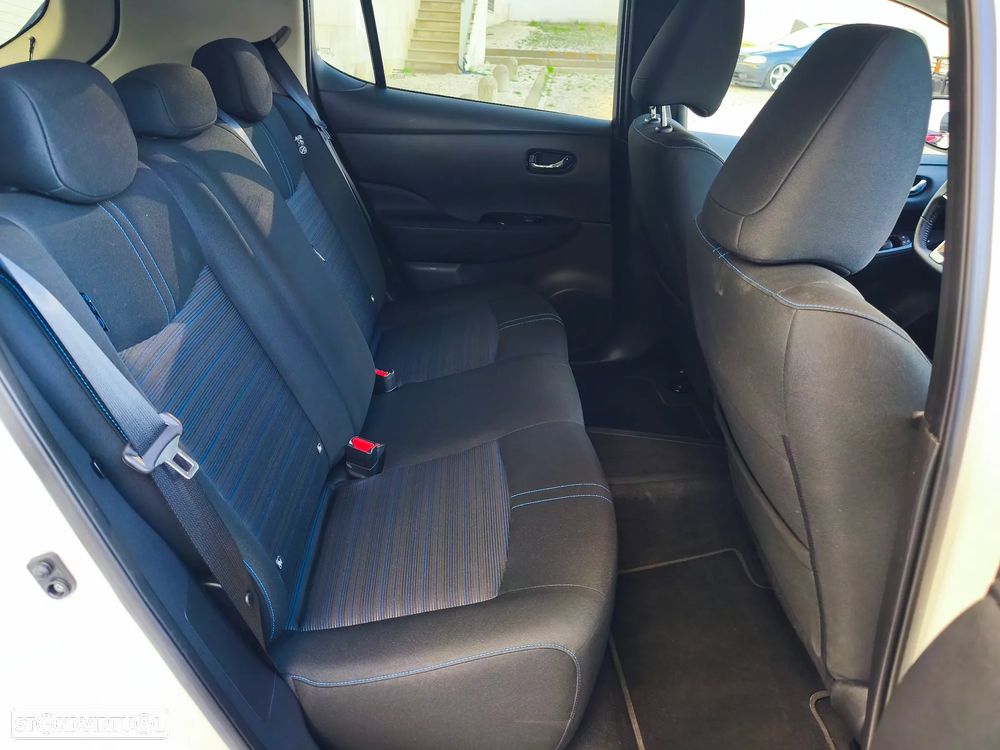 Nissan Leaf 40 kWh Tekna - 16