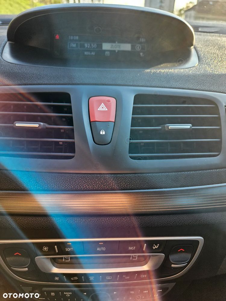 Renault Megane 1.6 16V Expression - 9