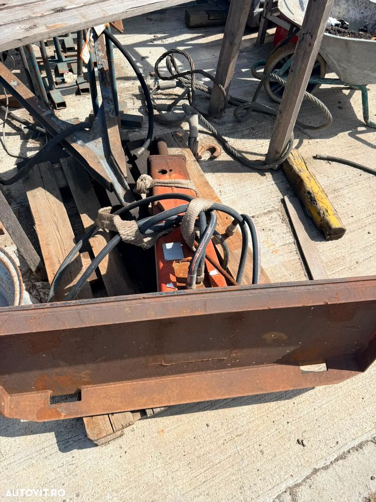 Bobcat L752 - 3