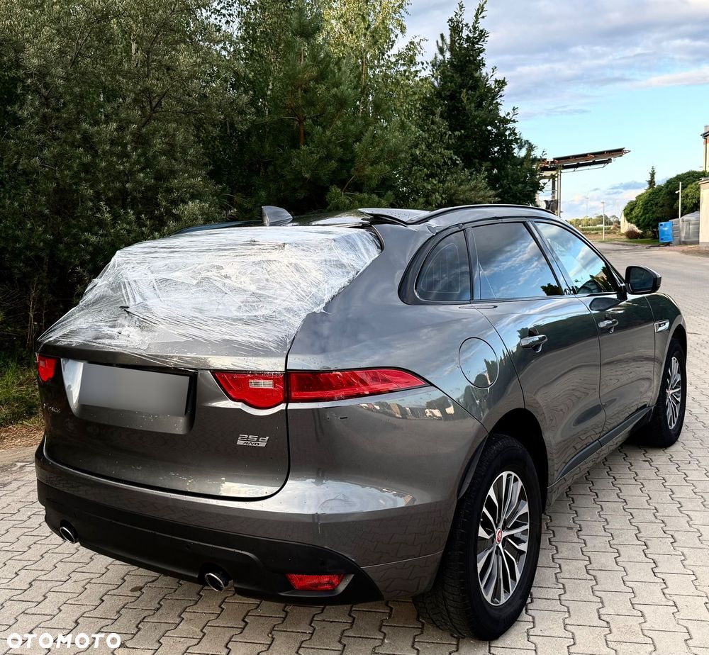 Jaguar F-Pace 2.0 i4D AWD R-Sport - 4
