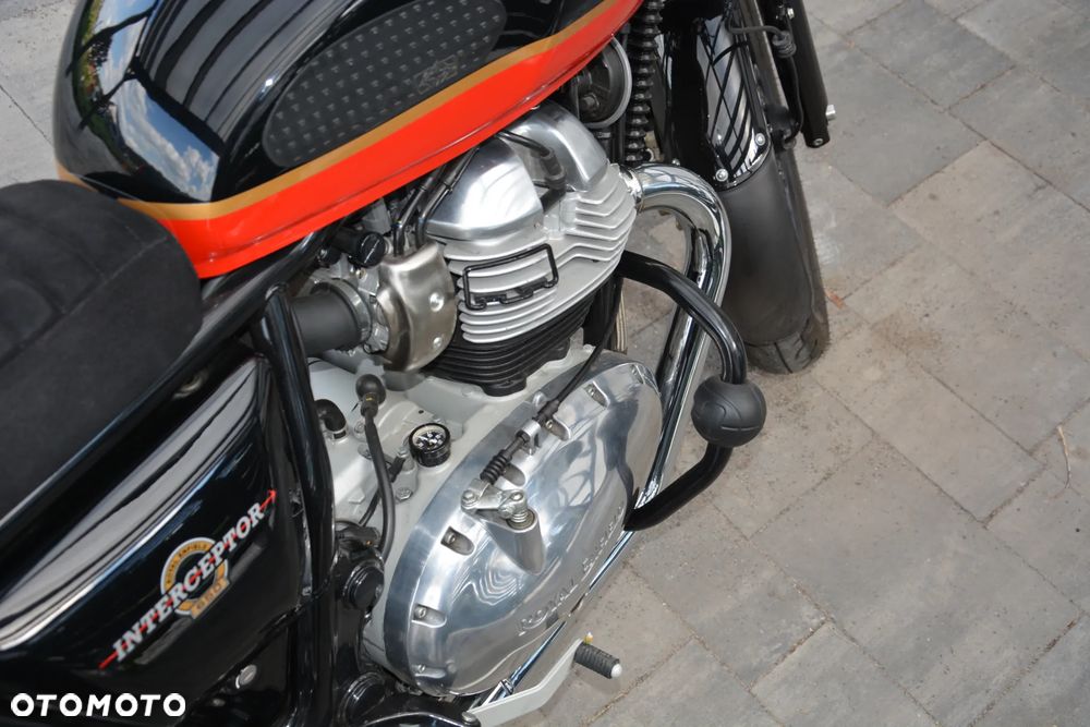 Royal Enfield Interceptor - 7
