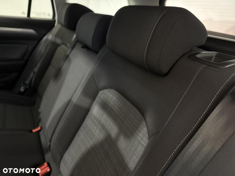 Volkswagen Passat 2.0 TDI EVO Business - 20