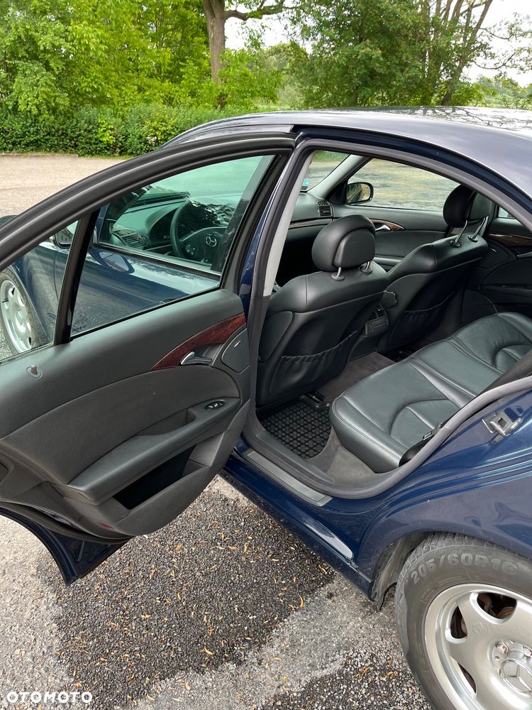 Mercedes-Benz Klasa E 220 CDI Automatik Classic - 17