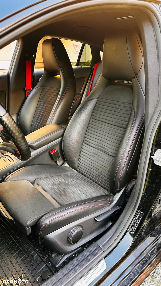 Mercedes-Benz CLA 250 Sport 4-Matic - 11
