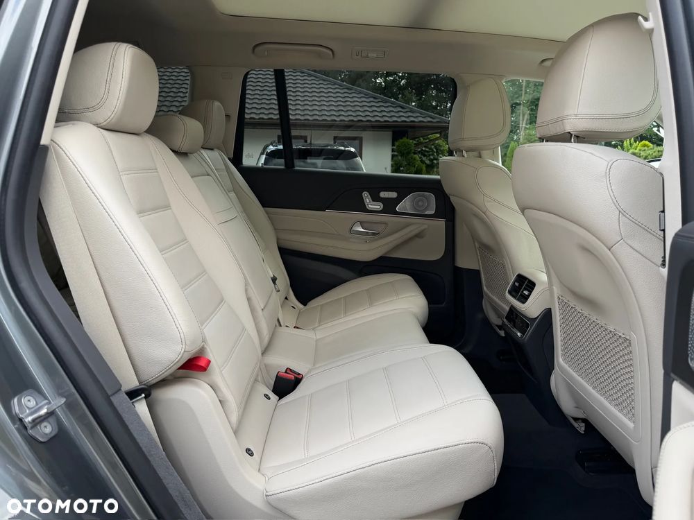Mercedes-Benz GLS - 20