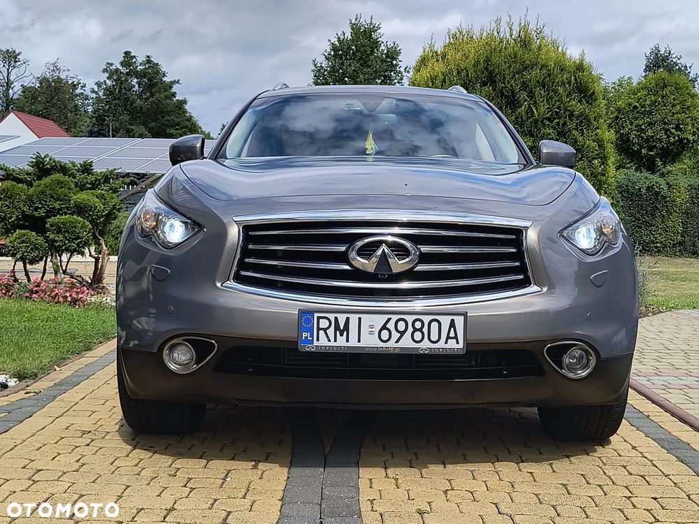 Infiniti QX70 3.0d GT Premium - 8
